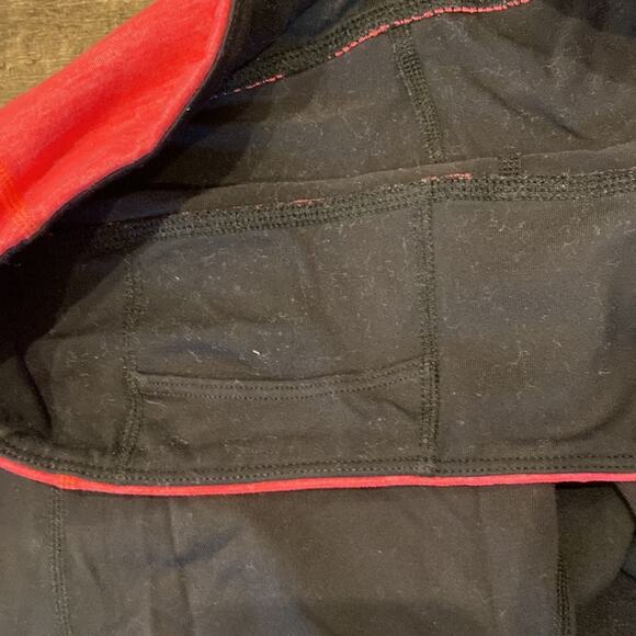 ATHLETA  Pink & Black Capri Legging Size MT - Picture 6 of 7